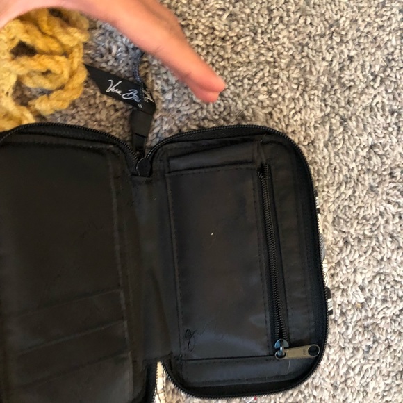 Vera Bradley wristlet - Picture 6 of 6